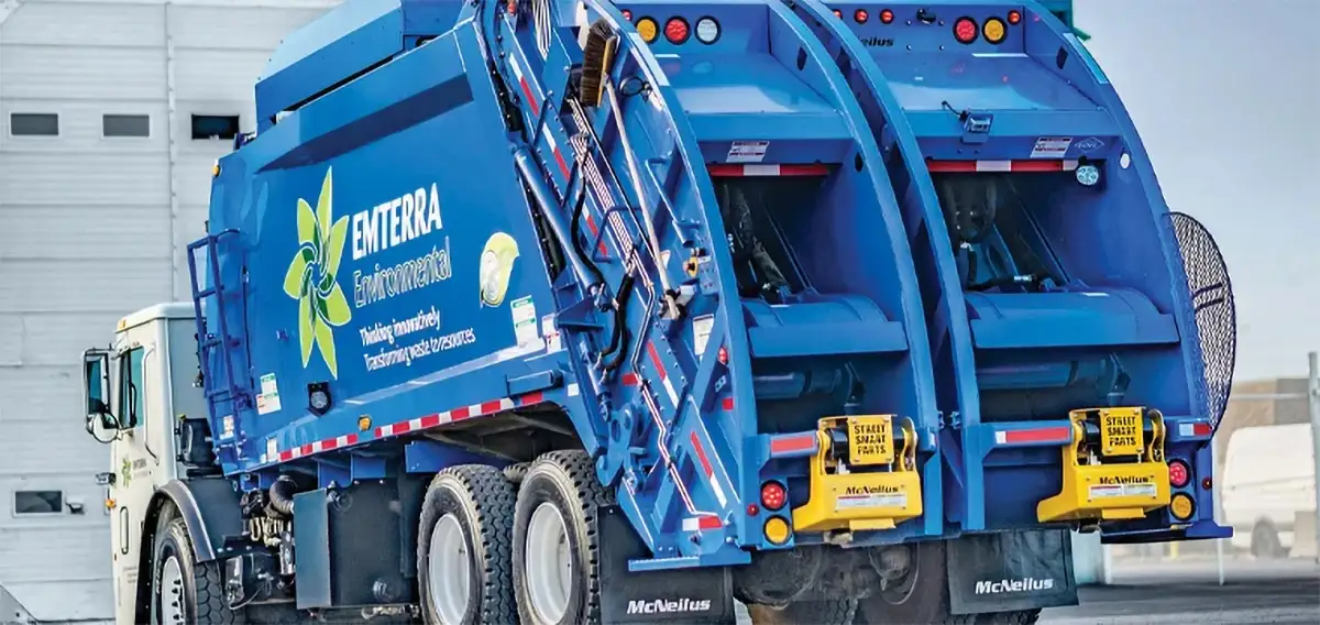 McNeilus Split Body Rear Loader